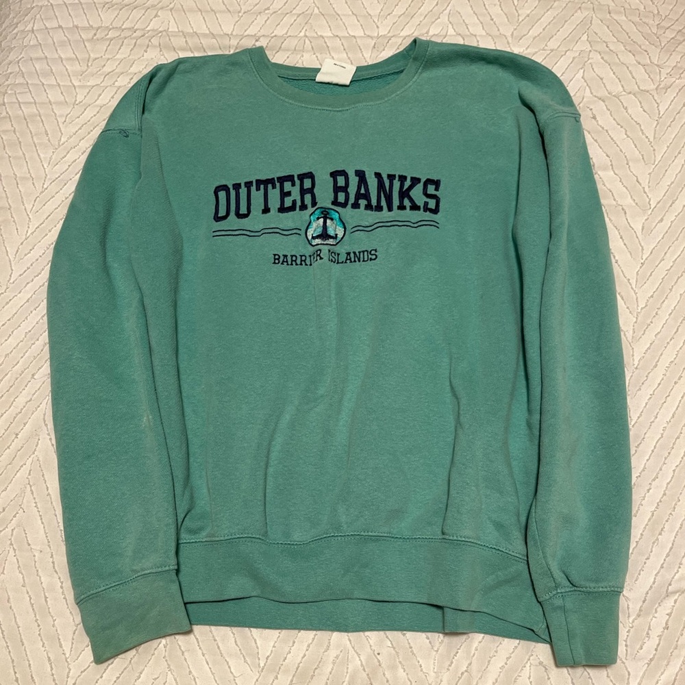 US vintage collection size small outer banks green sweatshirt, good conditions